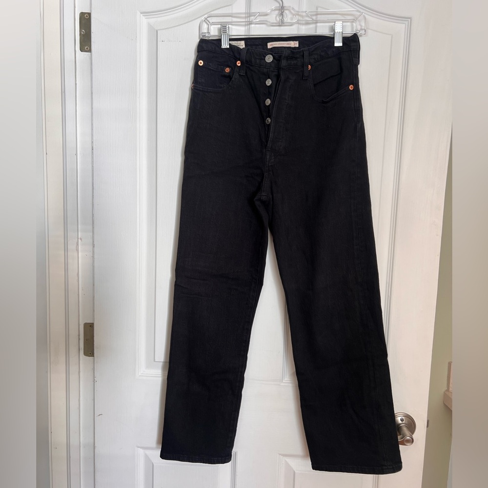 Levi’s Ribcage Straight Black Jeans